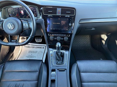 Used 2018 Volkswagen Golf R 4-Door image 18