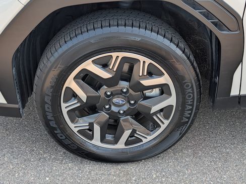 Certified 2025 Subaru Forester Premium AWD/4WD image 15