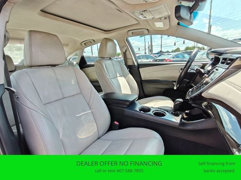 Used 2015 Toyota Avalon XLE Touring image 17