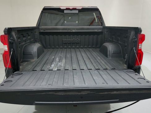 Used 2023 Chevrolet Silverado 1500 High Country AWD/4WD image 25