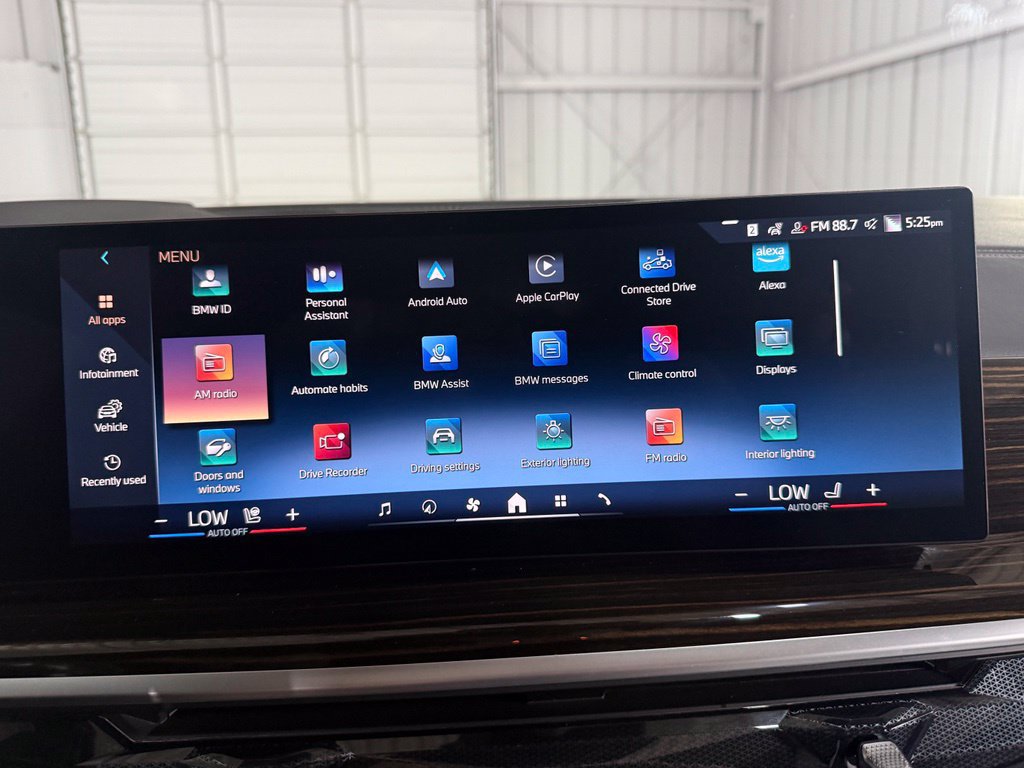 Used 2025 BMW X7 xDrive40i w/ Executive Package AWD/4WD image 42