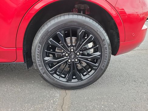 Used 2024 Ford Escape ST-Line Elite w/ Premium Technology Package image 8