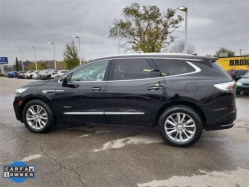 Used 2023 Buick Enclave Avenir w/ Avenir Technology Package image 10