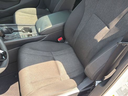 Used 2024 Honda Accord EX image 29