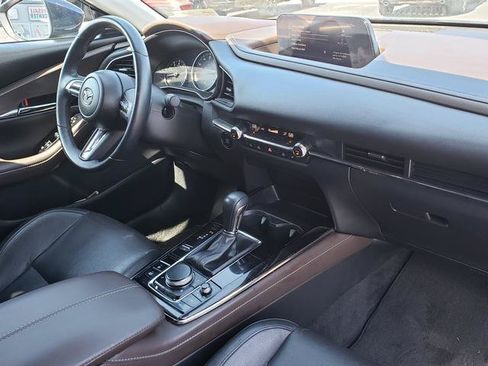 Used 2023 MAZDA CX-30 AWD 2.5 S w/ Premium Package image 16