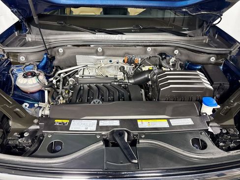 Used 2022 Volkswagen Atlas Cross Sport SEL Premium R-Line image 23