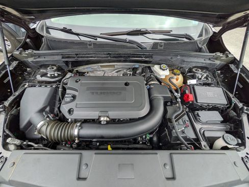 Used 2021 Buick Envision Avenir w/ Technology Package II image 5