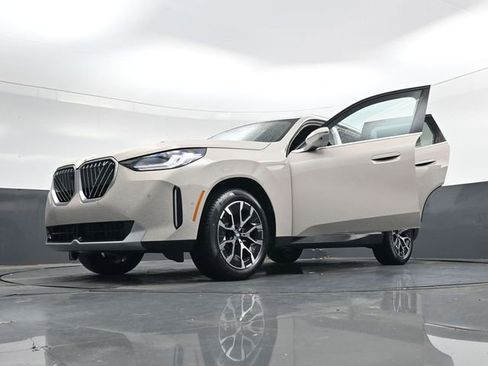 New 2026 BMW X3 xDrive30 w/ Premium Package image 42