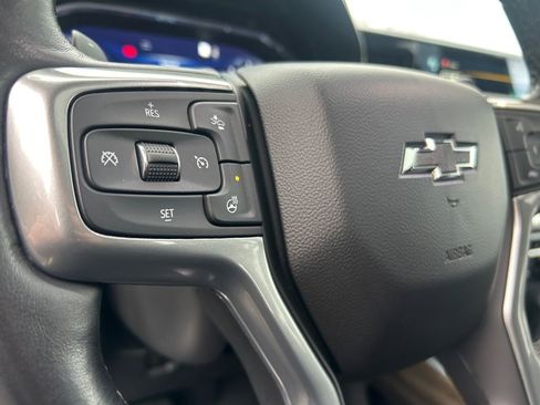 Used 2022 Chevrolet Silverado 1500 LT Trail Boss w/ LT Trail Boss Premium Package AWD/4WD image 18