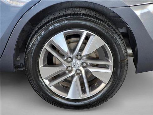 Used 2015 Toyota Corolla LE FWD image 22