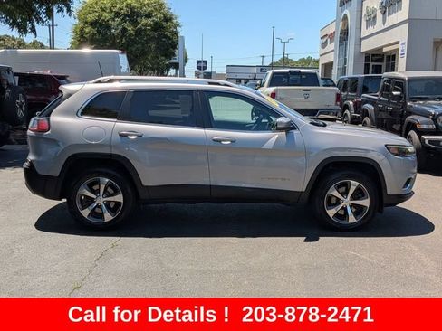 Certified 2019 Jeep Cherokee Limited AWD/4WD image 2