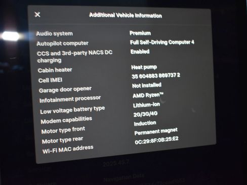 Used 2024 Tesla Model Y Long Range image 12