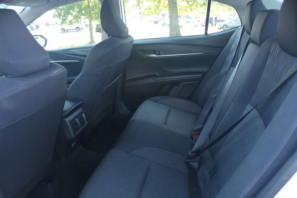 Used 2025 Toyota Camry LE FWD image 31