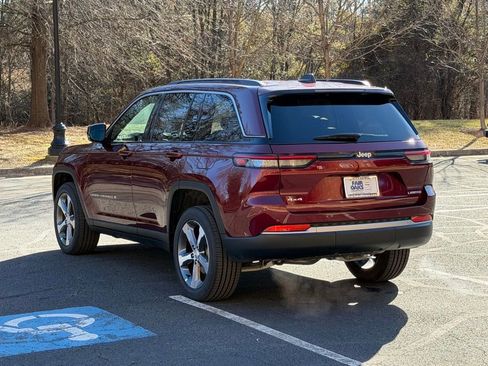 New 2026 Jeep Grand Cherokee Limited image 9