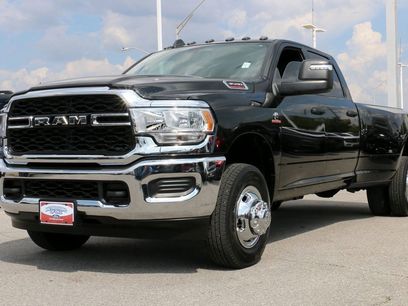 Used 2024 RAM 3500 Tradesman w/ Chrome Appearance Group