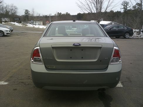 Used 2009 Ford Fusion SE image 6