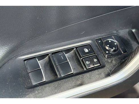 Used 2021 Toyota RAV4 XSE w/ XSE Grade Weather Package AWD/4WD image 12
