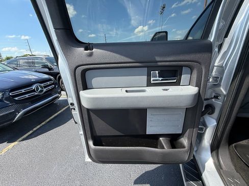 Used 2014 Ford F150 XLT w/ Equipment Group 302A Luxury AWD/4WD image 18