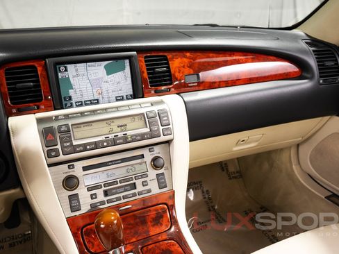 Used 2008 Lexus SC 430 Convertible RWD image 42