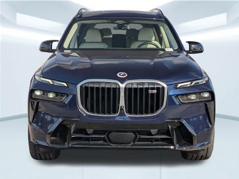 Used 2023 BMW X7 M60i w/ Executive Package image 10