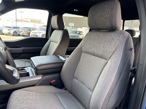 Used 2025 Ford F150 XLT w/ Equipment Group 302A MID image 20