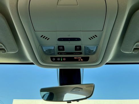 Used 2023 GMC Acadia Denali w/ Denali Technology Package image 35