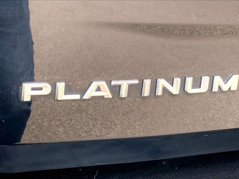 Used 2025 Ford Expedition Max Platinum AWD/4WD image 33