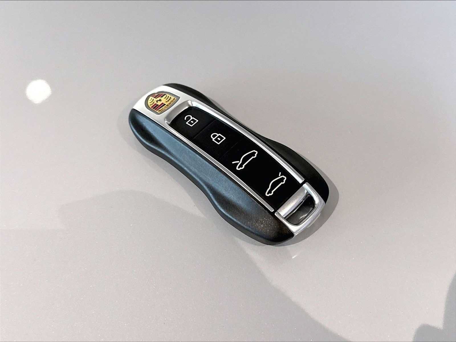 Used 2024 Porsche Taycan Turbo S AWD/4WD image 34