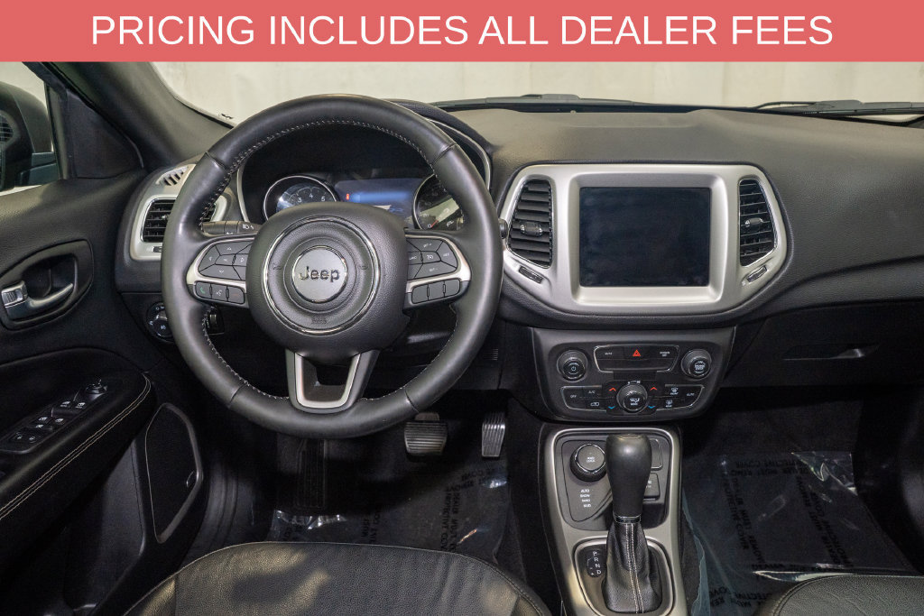 Used 2021 Jeep Compass Latitude w/ Sun and Sound Group AWD/4WD image 7