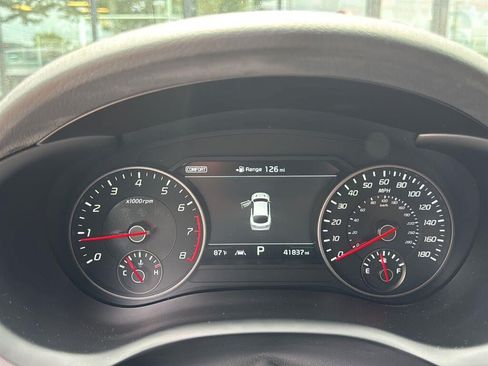Used 2019 Kia Stinger GT2 AWD/4WD image 33