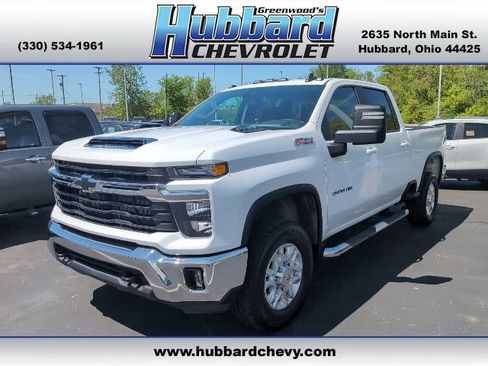 Used 2024 Chevrolet Silverado 3500 LT w/ Convenience Package AWD/4WD image 1