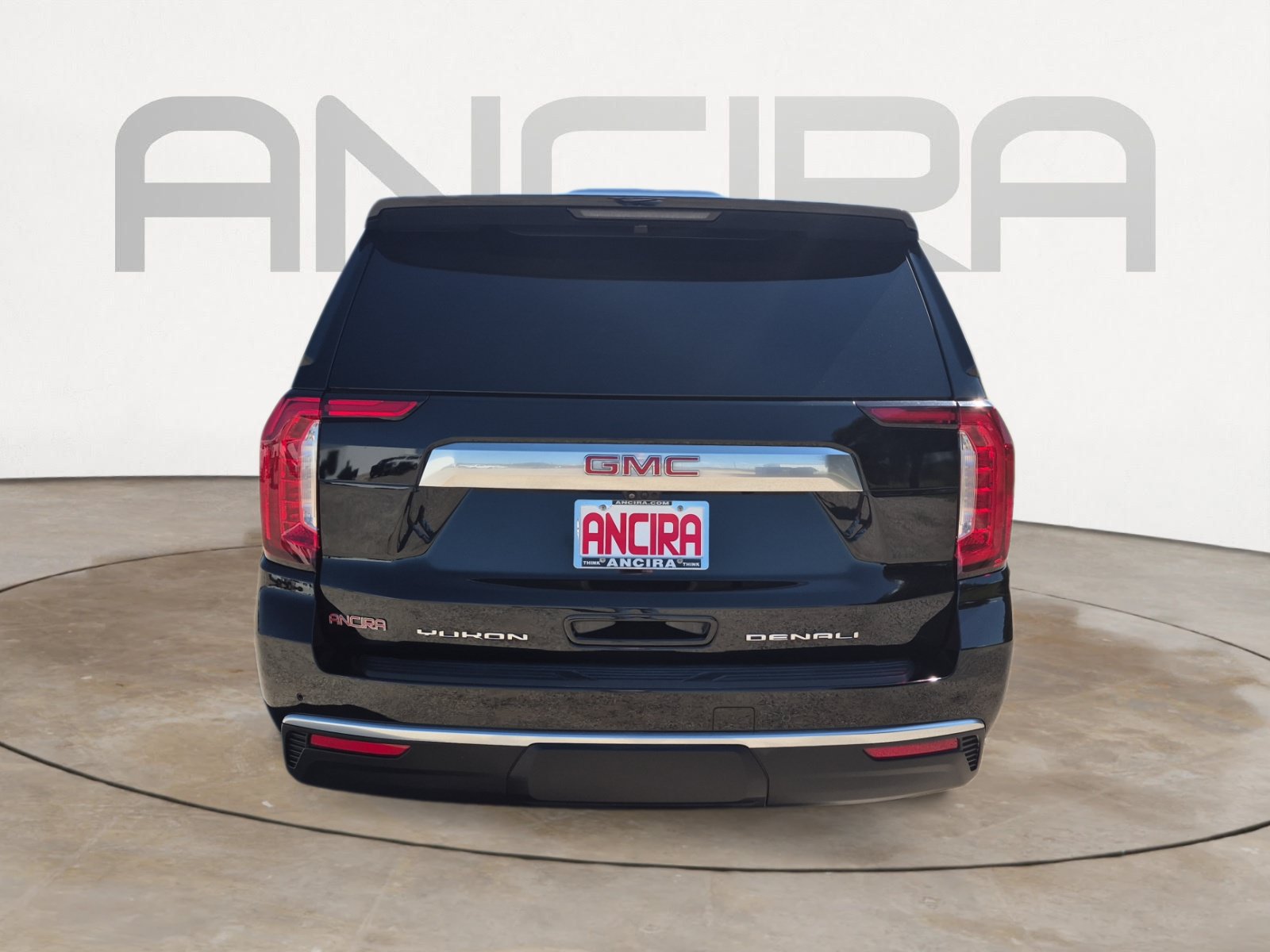Used 2024 GMC Yukon XL Denali w/ Advanced Technology Package RWD image 9
