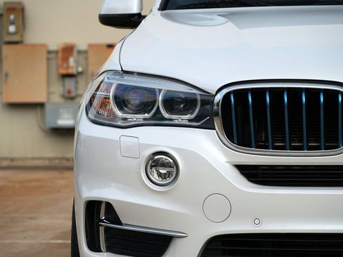 Used 2017 BMW X5 xDrive40e AWD/4WD image 21