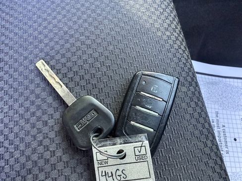 Used 2017 GMC Sierra 2500 SLE image 53