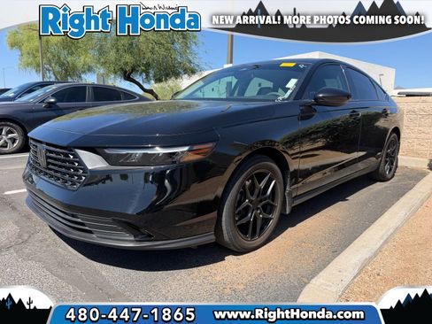 Used 2025 Honda Accord SE image 1