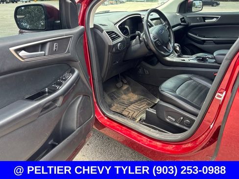 Used 2016 Ford Edge SEL w/ Equipment Group 201A AWD/4WD image 11