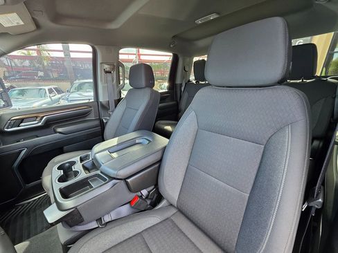 Used 2024 Chevrolet Silverado 3500 LT image 21