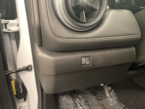 New 2025 Chevrolet Colorado LT w/ LT Convenience Package image 31