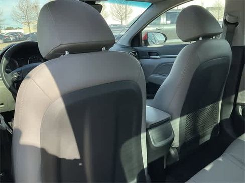 Used 2020 Hyundai Elantra Limited w/ Ultimate Package 03 image 16