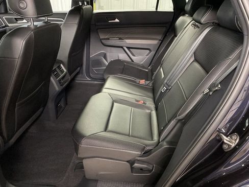 Used 2023 Volkswagen Atlas Cross Sport SEL R-Line image 32