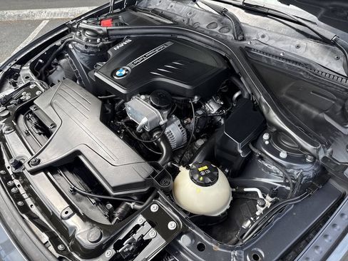 Used 2016 BMW 328i Sedan RWD image 12