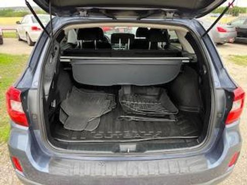 Used 2015 Subaru Outback 2.5i Premium AWD/4WD image 11