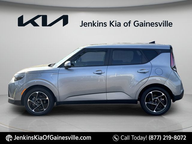 Used 2025 Kia Soul EX FWD image 4