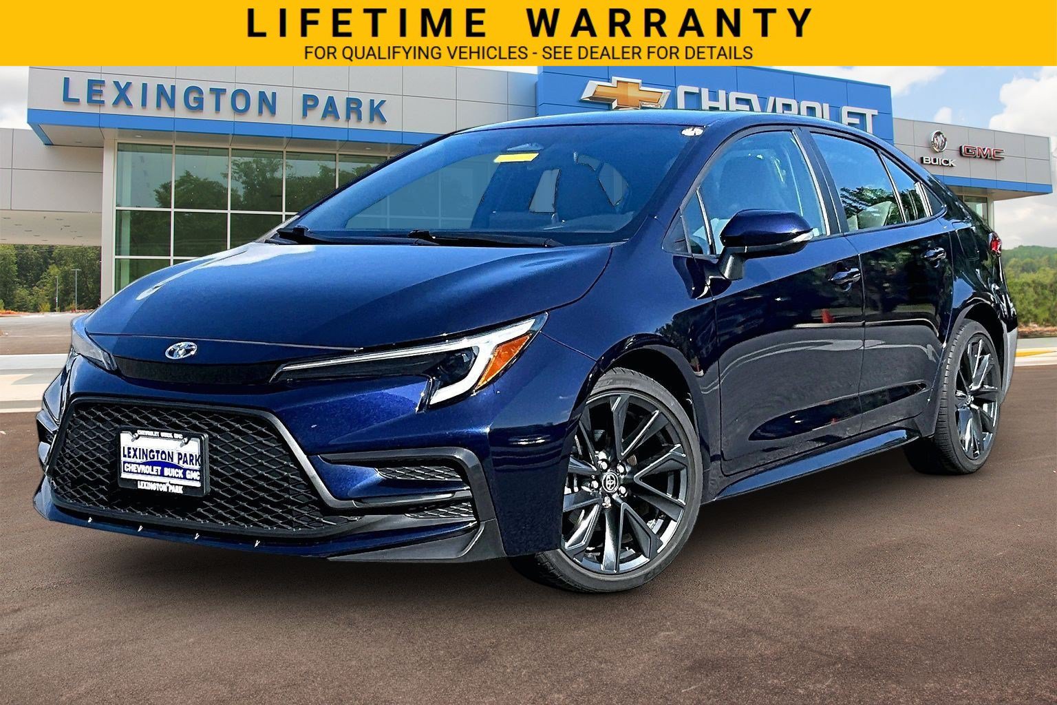 Used 2025 Toyota Corolla SE FWD image 12