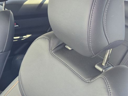 Used 2025 MAZDA CX-50 AWD 2.5 S w/ Premium Plus Pkg image 18