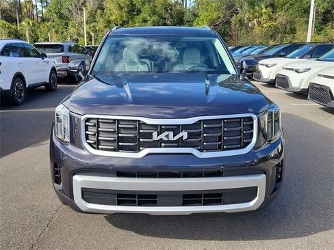 New 2025 Kia Telluride S image 2