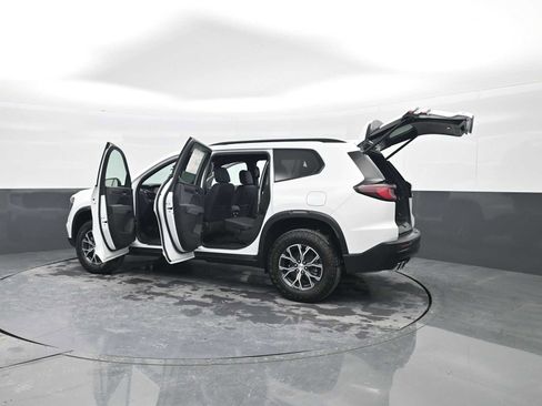 New 2025 GMC Acadia AT4 w/ LPO, Floor Liner Package image 44