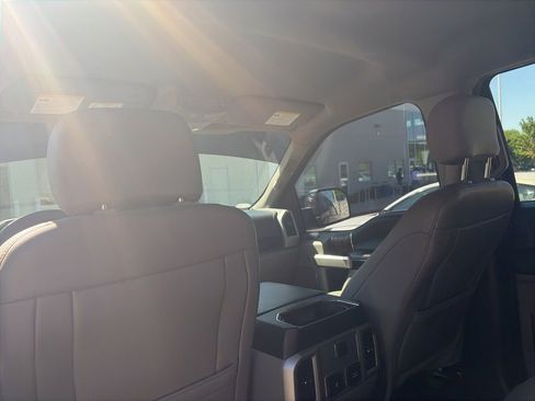 Used 2019 Ford F150 Lariat AWD/4WD image 27