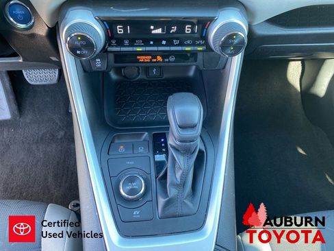 Used 2021 Toyota RAV4 XLE w/ Convenience Package AWD/4WD image 43