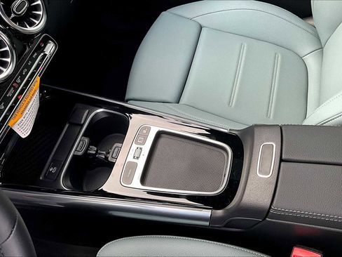 New 2026 Mercedes-Benz GLA 250 image 19